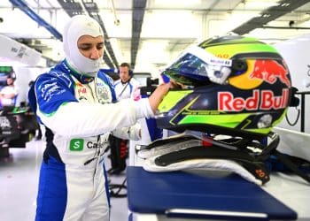 Young Phenom Isack Hadjar Stuns Helmut Marko with Stellar Performances in Bahrain Practice