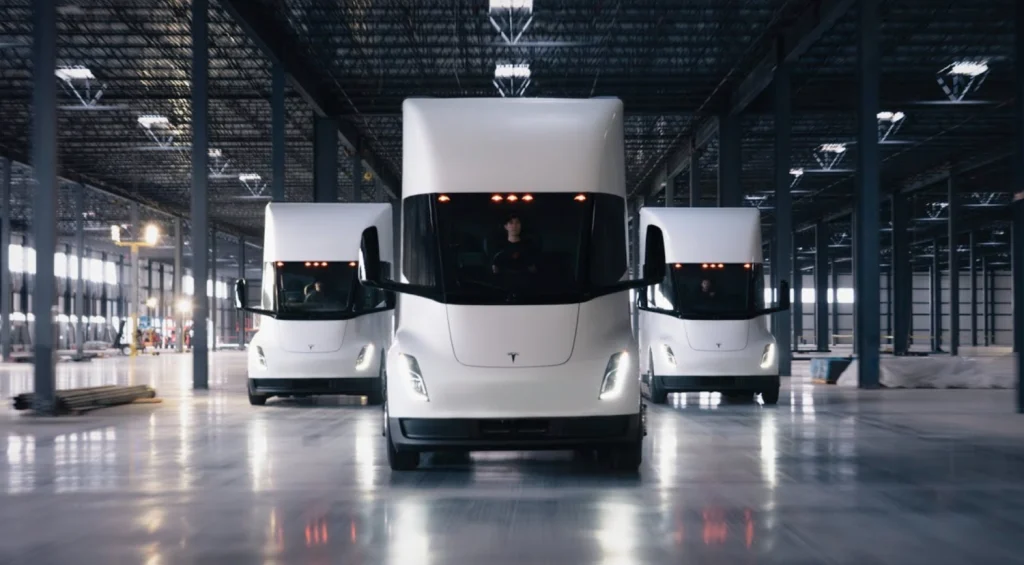 Tesla Semi vai entrar em produção no final do ano
