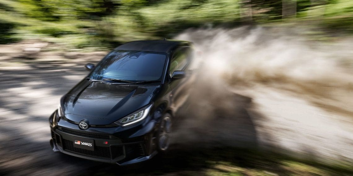 Toyota GR Yaris aprimorado traz travão de mão vertical