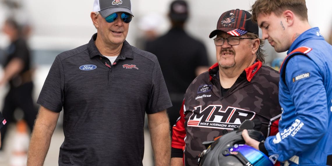 Heartbreaking News: Legendary NASCAR Team Mike Harmon Racing Faces Imminent Shutdown