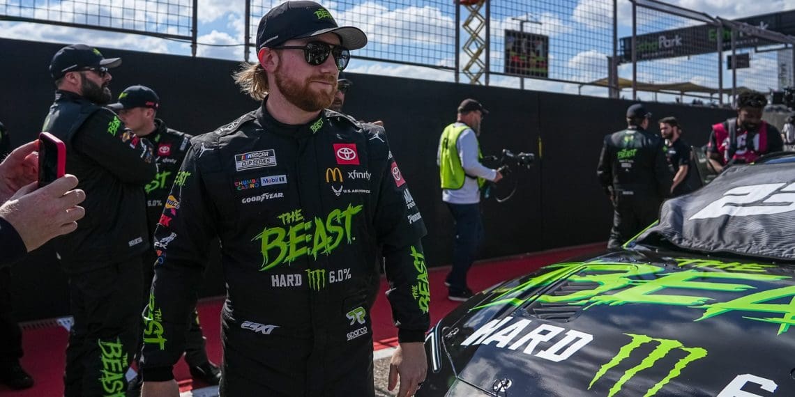 Tyler Reddick’s Dilemma: Racing Restrictions Clash with Dirt Dreams – Dramatic Revelation!