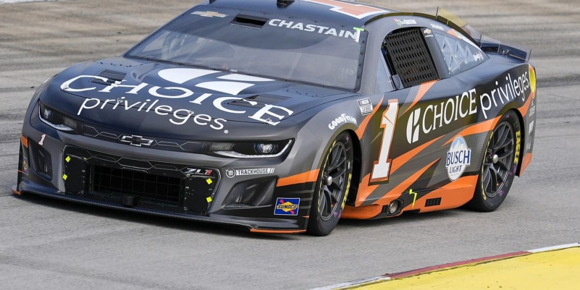 Struggling Chastain Reveals Trackhouse Racing’s Epic Battle for Speed and Survival in NASCAR