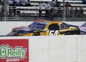 Martinsville Mayhem: Taylor Gray’s Xfinity Drama Unveiled – JGR’s Rising Star in Turmoil
