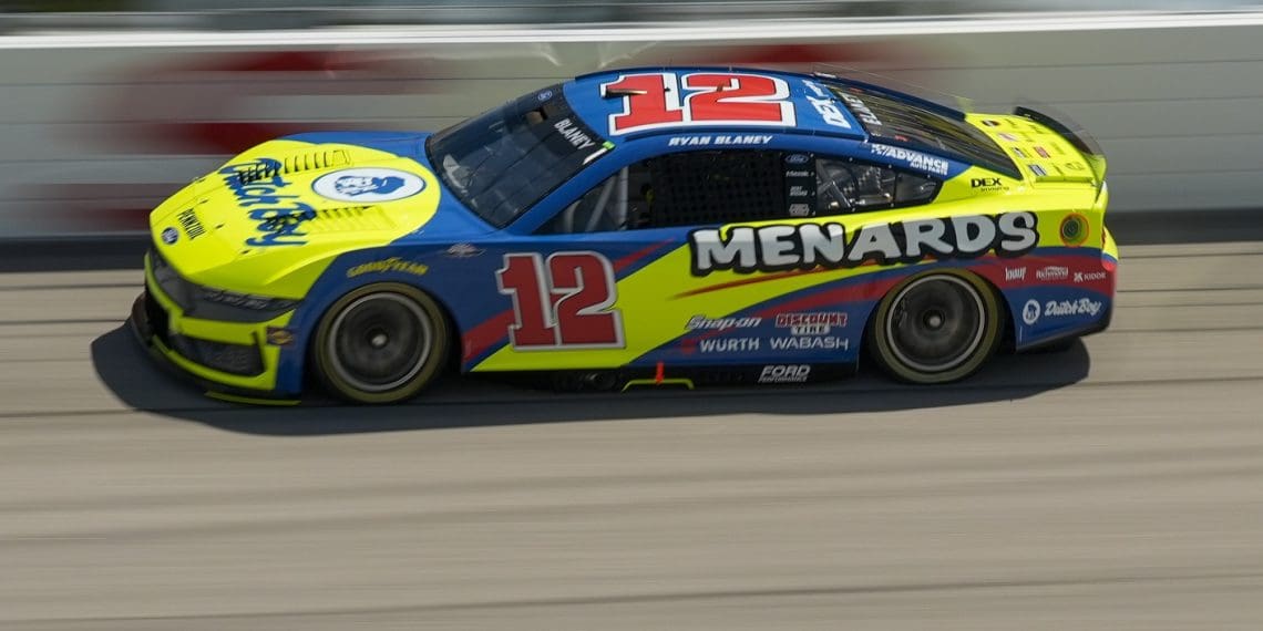 Pit Crew Disaster: Shocking Revelations Behind Ryan Blaney’s Heartbreaking Darlington Defeat