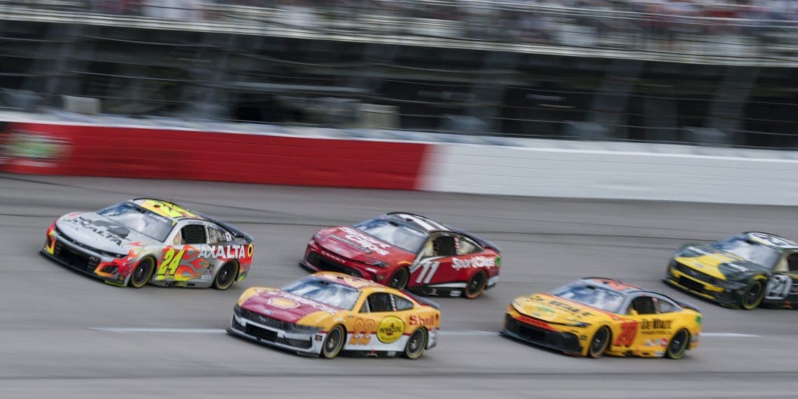 Hendrick Motorsports Shock: Darlington Disaster Unveiled – Legendary Figures Point Fingers