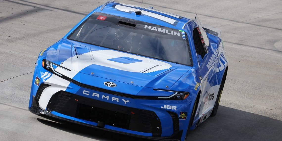 Denny Hamlin’s Epic Quest for Historic JGR Triumph at Bristol Speedway