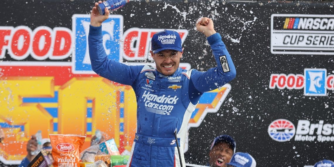 Kyle Larson Dominates Food City 500 at Bristol for His Second Win of 2025
