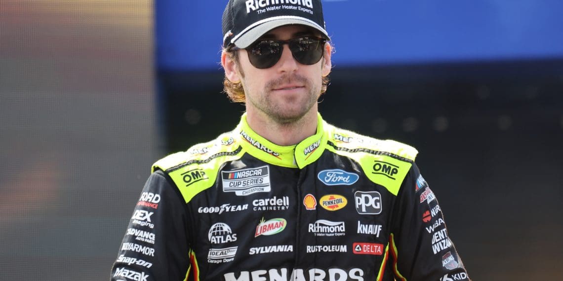 Blaney’s Daring Pit Strategy Propels Him to Fifth at Bristol Motor Speedway