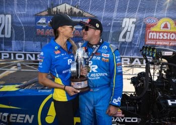 Tony Stewart’s Heart-Pounding Dilemma: Racing Wife Leah Pruett Threatens Marriage at 300 MPH