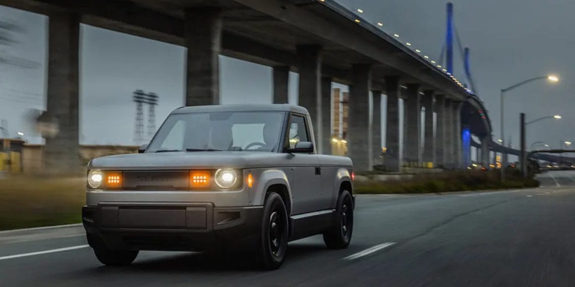 Nova marca de veículos elétricos apoiada por Jeff Bezos lança pick-up de preço acessível