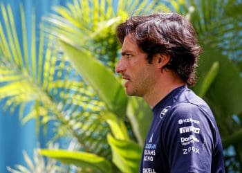 Sainz’s Frustration Unleashed: Albon’s Team Order Drama Revealed in Miami Grand Prix