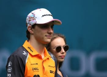 McLaren’s Dilemma: Choosing Between Piastri and Norris to Secure F1 Title Domination