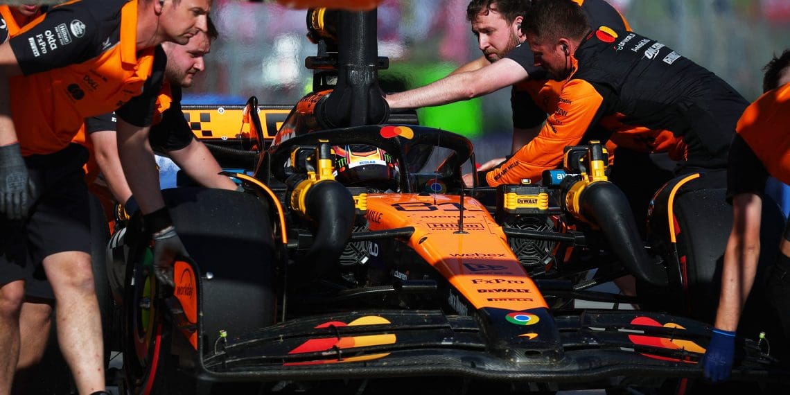 Oscar Piastri Surpasses Lando Norris in Thrilling Showdown at Emilia-Romagna Grand Prix
