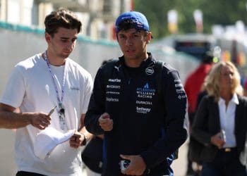 Alex Albon’s Thrilling Pursuit: Unveiling the Heart-Pounding Battle for Supremacy at Williams