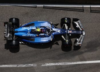 Carlos Sainz Stunned: Williams Dominates 2025 F1 Season Beyond Imagination