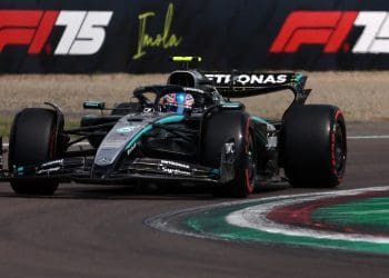 Heartbreak at Imola: Kimi Antonelli’s F1 Debut Shattered by Throttle Failure