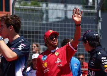 Lewis Hamilton Devastated: Shocking Dismissal Rocks Imola Grand Prix – Major F1 Upset