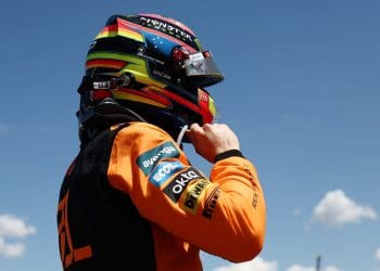 Shocking Revelation: Oscar Piastri’s Unique Pit Lane Radio Message Raises Eyebrows!