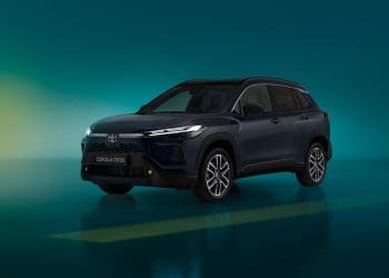 Renovado Toyota Corolla Cross ganha versão desportiva GR Sport