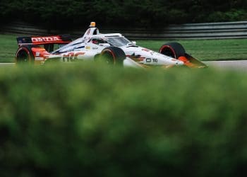 Unstoppable: Honda Dominates IndyCar with Four Consecutive Victories, Chevy on the Brink