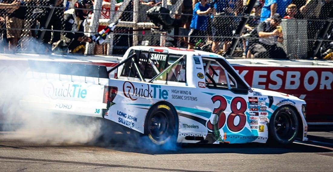 Chaos and Triumph: Chandler Smith’s Miraculous Victory in Last-Lap Showdown