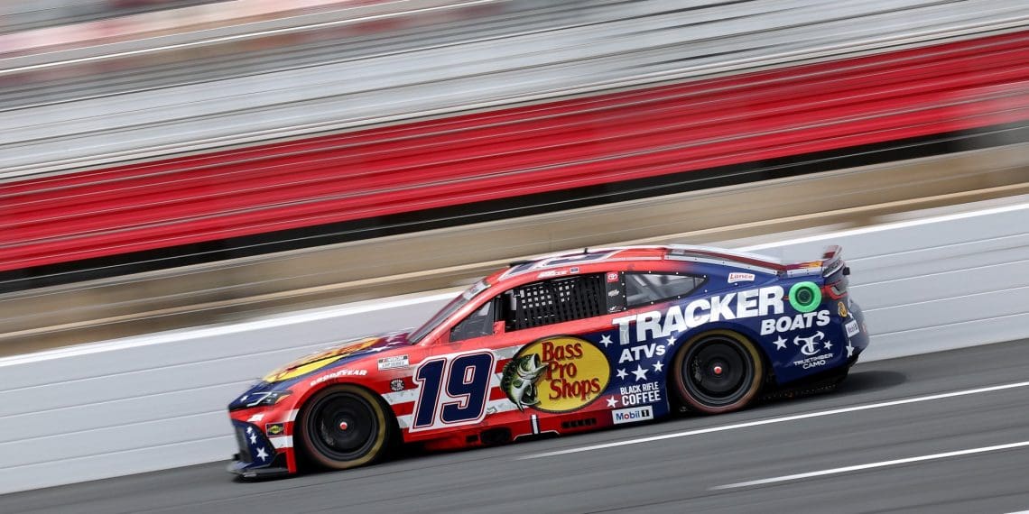 Chase Briscoe Dominates, Claims Pole Position for Coca-Cola 600 with Larson Close Behind