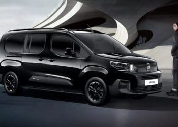 Citroën Berlingo Black Edition traz um “kit” especial, mas apenas para o Japão