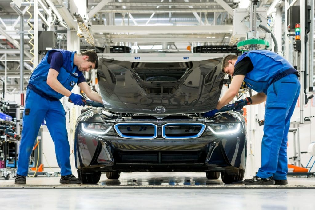 BMW, Mercedes e VW negoceiam com os EUA um possível acordo tarifário