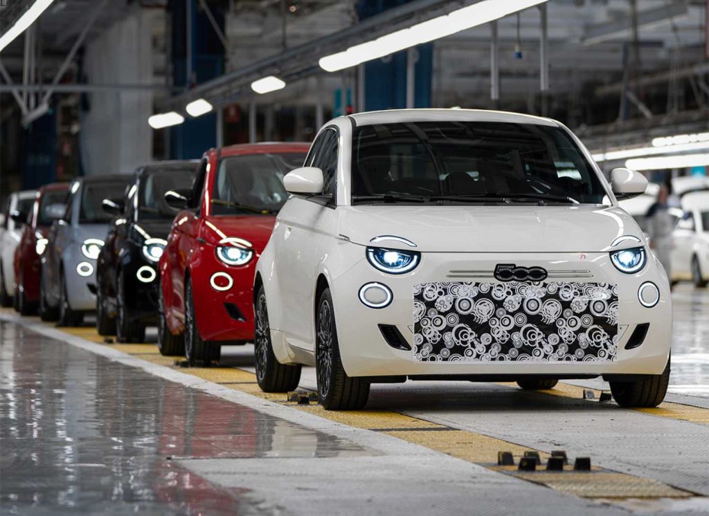 Fiat 500 híbrido: produção prevista para arrancar em novembro