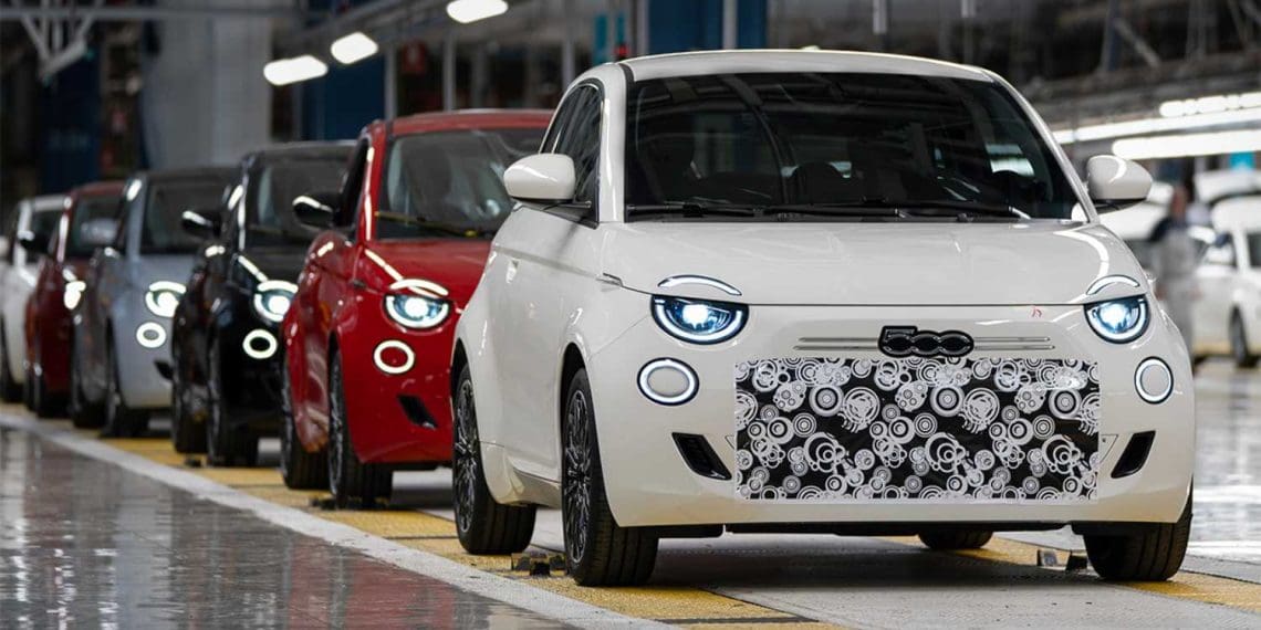 Fiat 500 híbrido: produção prevista para arrancar em novembro