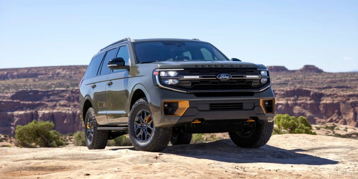 Ford chama às oficinas nos EUA mais de 273 mil veículos