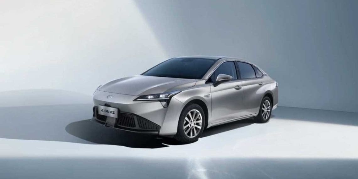 Chines GAC lança primeiros modelos elétricos no Brasil e estuda construção de fábrica