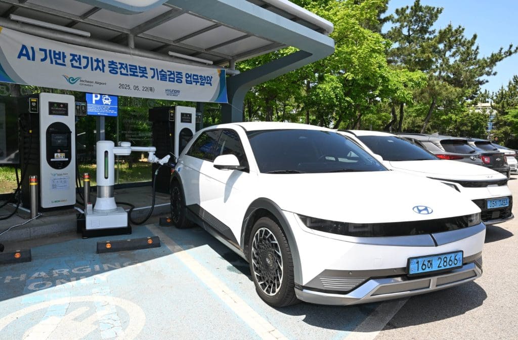 Robôs da Hyundai entram ao serviço no aeroporto da Coreia do Sul