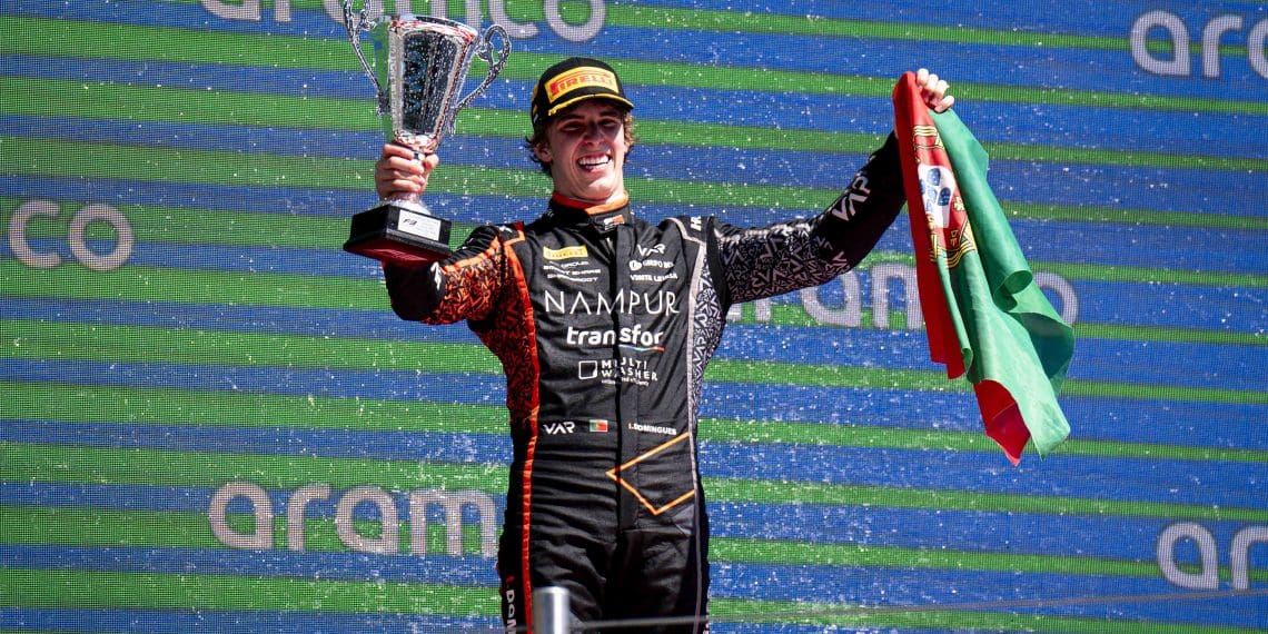 Ivan Domingues clinches sensational maiden F3 win after chaotic opening lap in Spain