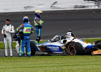 Kyle Larson’s Catastrophic Crash: Indy 500 Dreams Shattered in Heart-Wrenching Restart Disaster