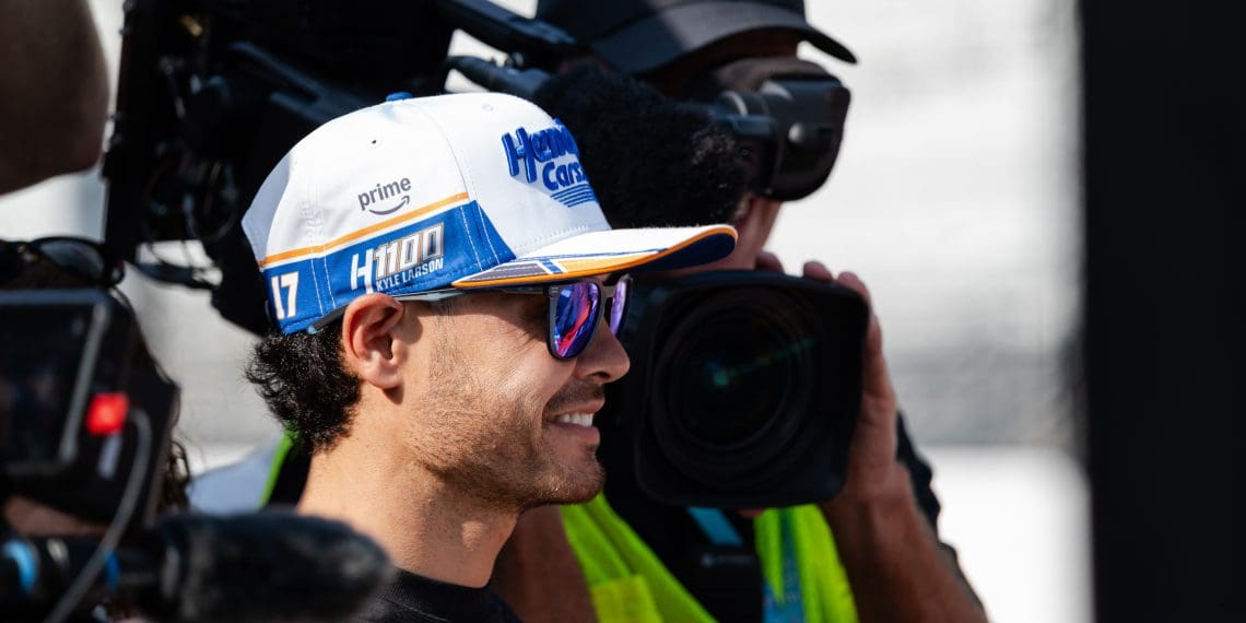 Kyle Larson Chases History: Can He Surpass Jimmie Johnson’s NASCAR All-Star Dominance?