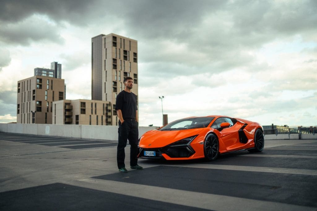 Lamborghini Revuelto é a nova “bomba” de Rúben Dias
