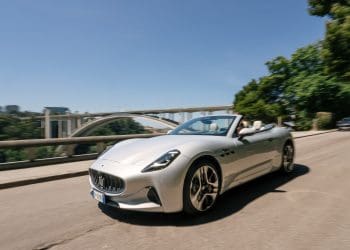 Maserati GranCabrio Folgore chega ao mercado nacional a tempo do verão