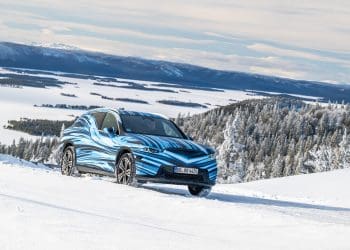 Mercedes GLC elétrico com estreia marcada para o Salão de Munique