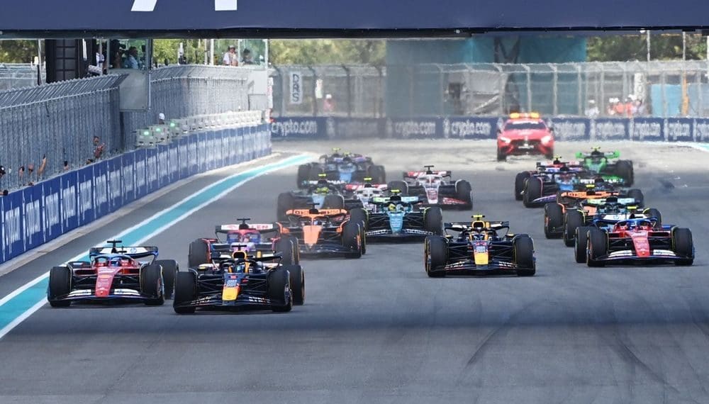 Thrilling Comeback: Miami’s Sprint Race Spectacle Returns with Unrivaled Enthusiasm