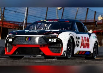 General Motors’ Shocking $300 Million U-Turn Unleashes NASCAR Fans’ Fervor