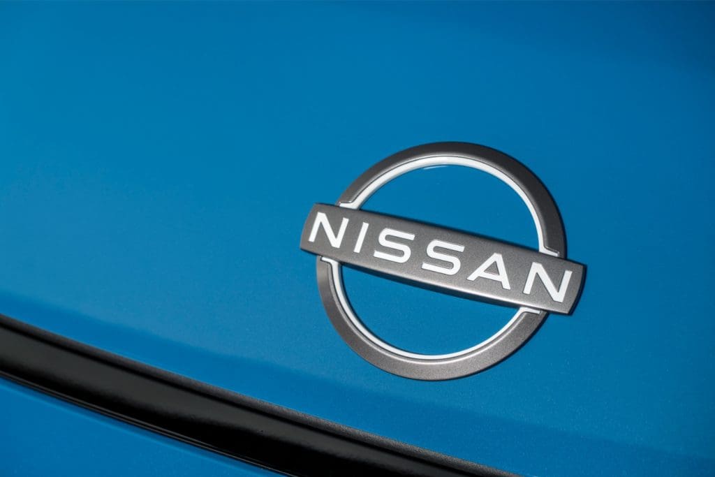 Nissan planeia reduzir participação na Renault