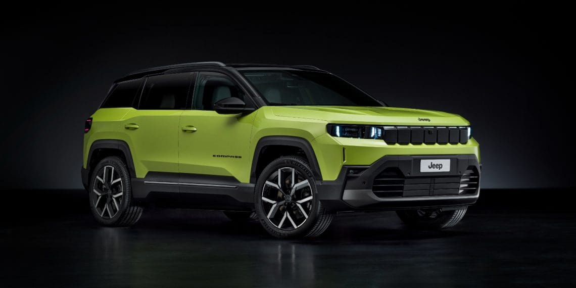 Novo Jeep Compass traz versão elétrica com 375 cv e tração integral