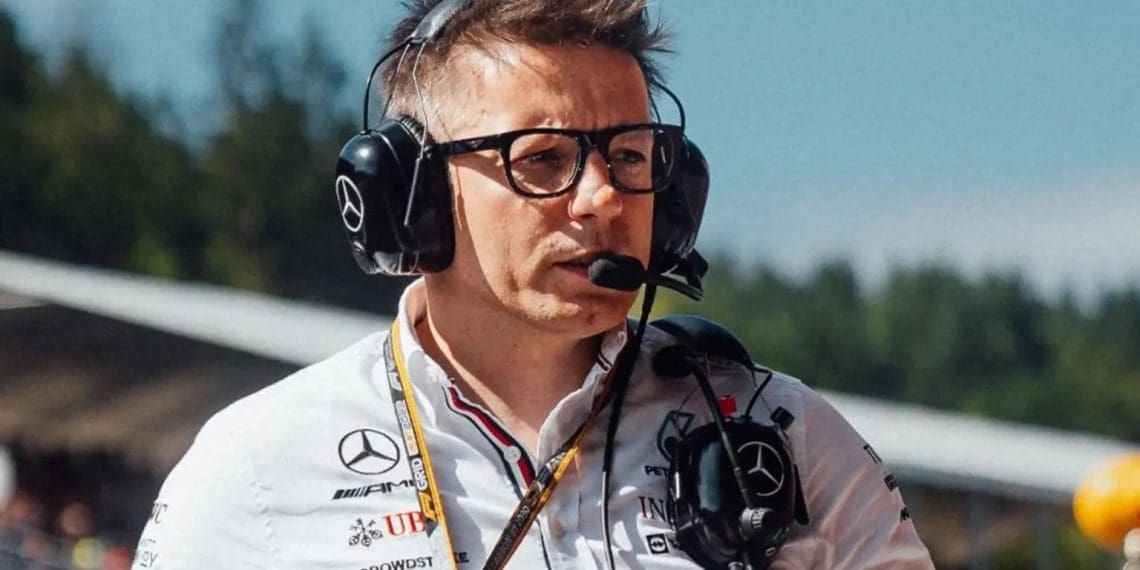 Shocking Confession: Lewis Hamilton’s Engineer Bono Heartbroken Over Ferrari Move