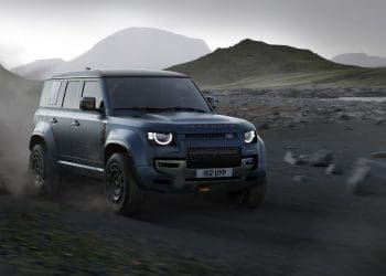 Renovado Land Rover Defender chega com novo estilo e mais tecnologia