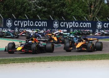 Piastri’s Heart-Wrenching Mistake: Giving Verstappen the Lead in Emilia Romagna Grand Prix