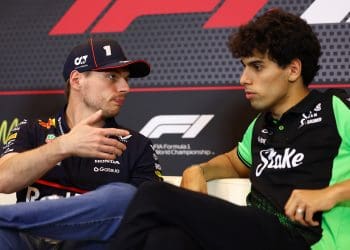 Max Verstappen Challenges Bortoleto to High-Stakes Simulator Showdown Before F1’s Electrifying 2026 Overhaul