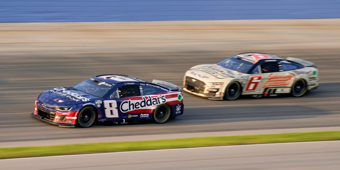 Kyle Busch and Brad Keselowski’s Shocking Reconciliation: Behind the Scenes of NASCAR’s Epic Commercial