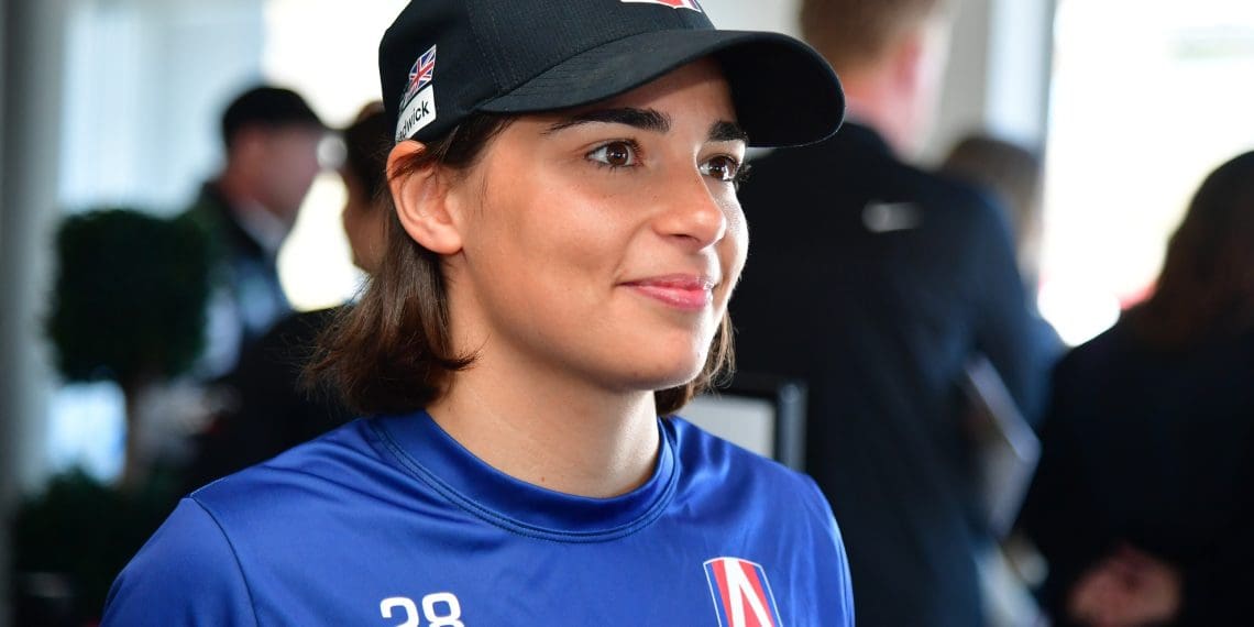 Jamie Chadwick poised to shatter records at debut Le Mans showdown