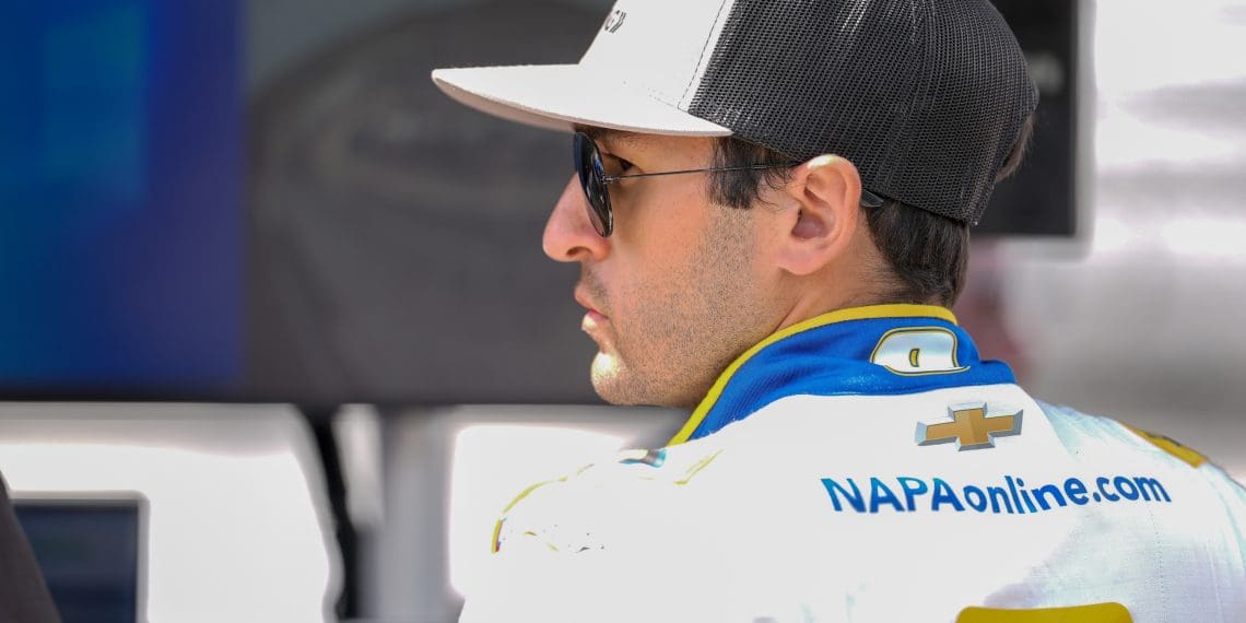 Chase Elliott’s Epic Journey at North Wilkesboro: Unraveling Drama and Redemption